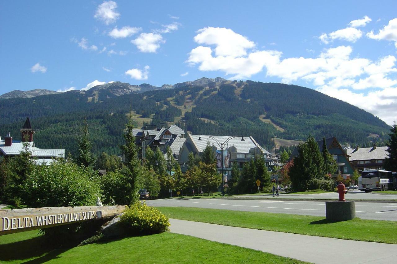 63 Lagoons Villa Whistler Exterior photo